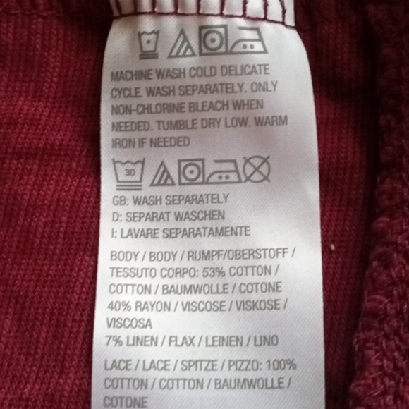 Long Sleeve Tiered Midi Dress in Burgundy, Office, Casual Comfort - Picture 3 of 6